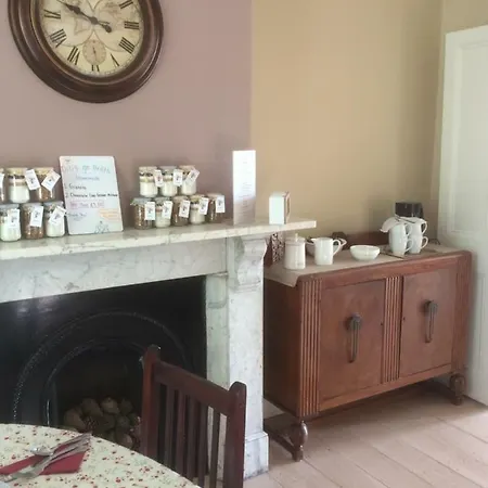 Bed & Breakfast Dilis Go Brath Tramore