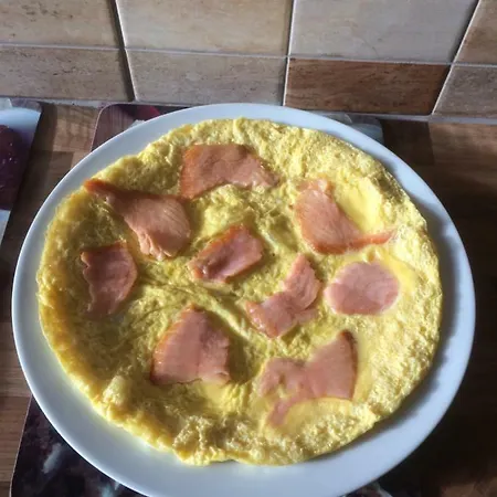 Dilis Go Brath Bed & Breakfast Tramore